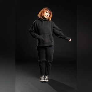 Girrlscout | Barbed Wire Boxy OG Hoodie